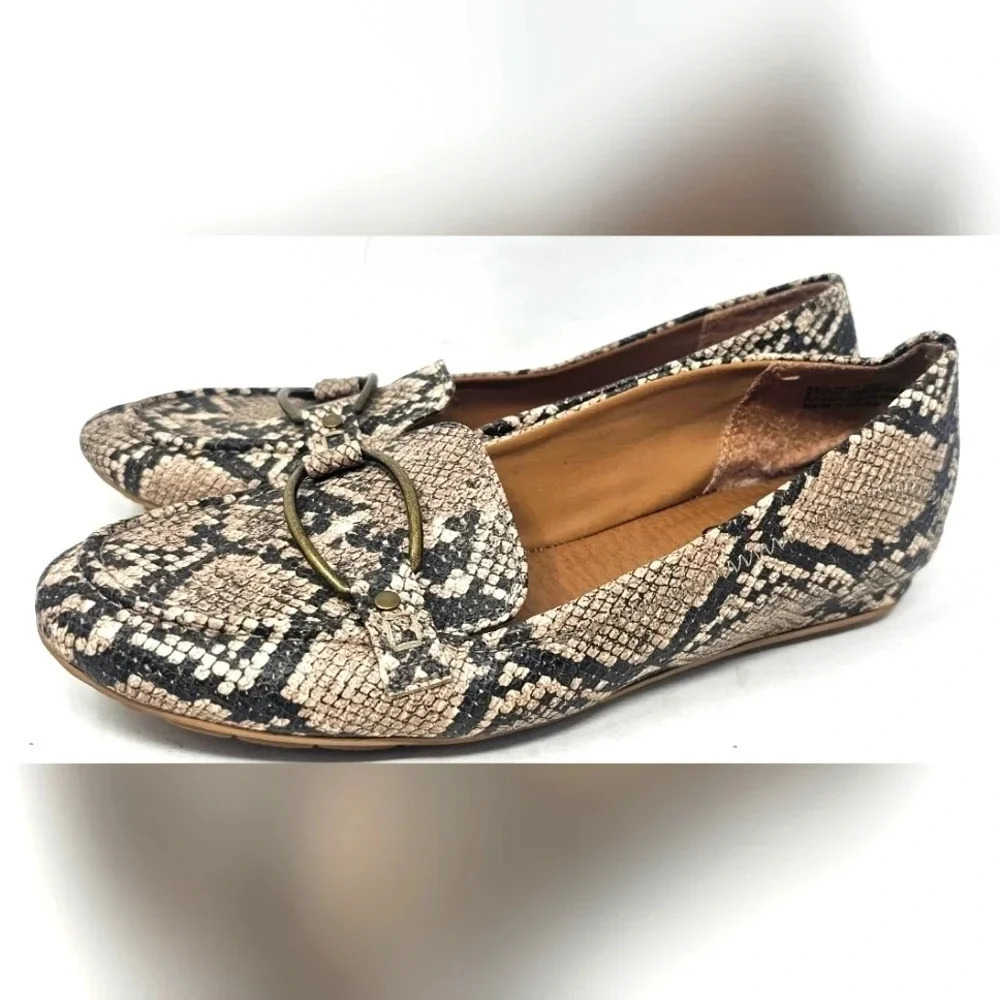 Baretraps KELLYE Loafers Snake Print Women's Size 7.5 M